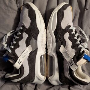 Nike Air Jordan Sneakers